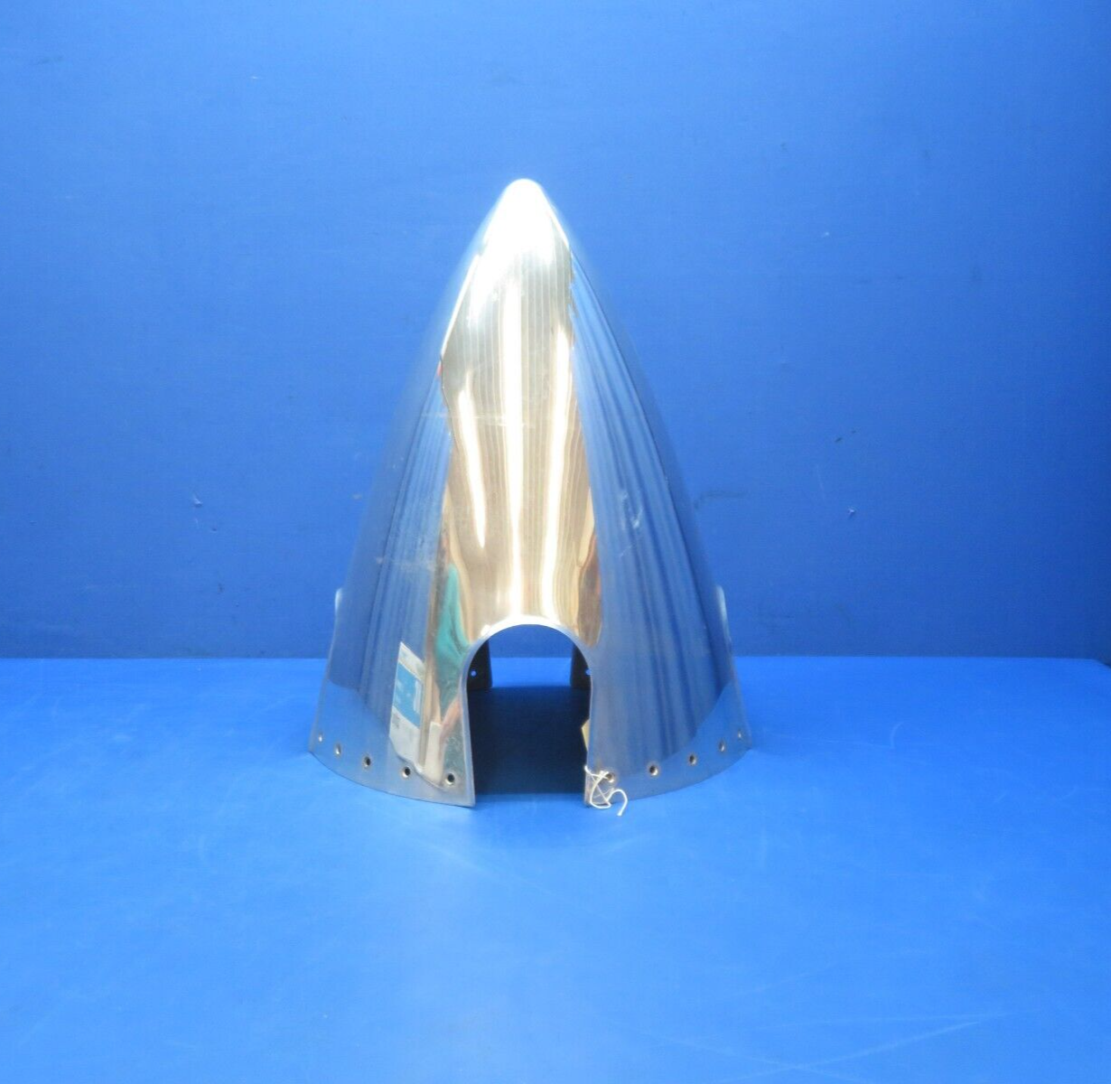 Hartzell 4 - Blade Propeller Spinner Dome P/N D-5210-1P (0823-413)