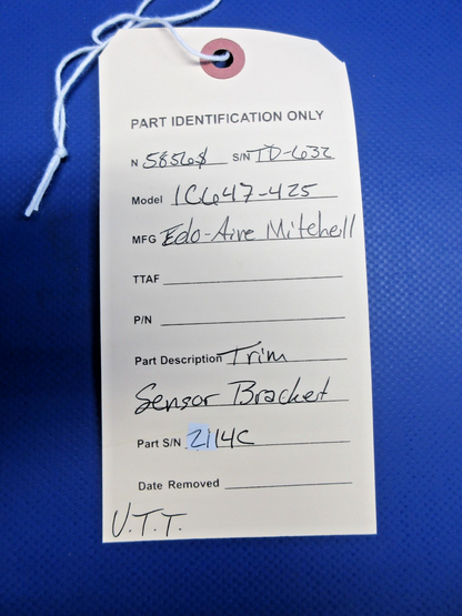Beech D95A Travel Air Edo-Aire Mitchell 1C647-425 Trim Sensor Bracket (0326-838)8