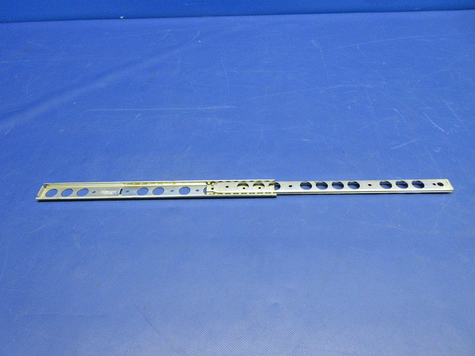 Beech King Air Accuride Lower Drawer Slide P/N C203-952 LOT OF 6 NOS (0326-710)4