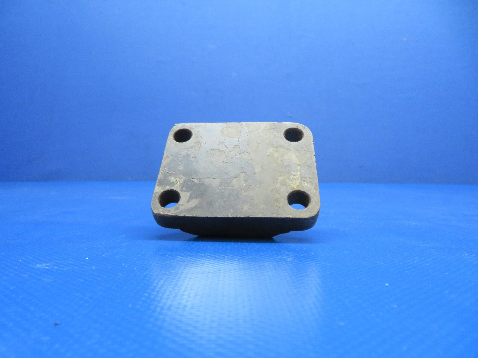 Continental E-225 Engine Mount Bracket RH Front P/N 531242 (1124-167)10