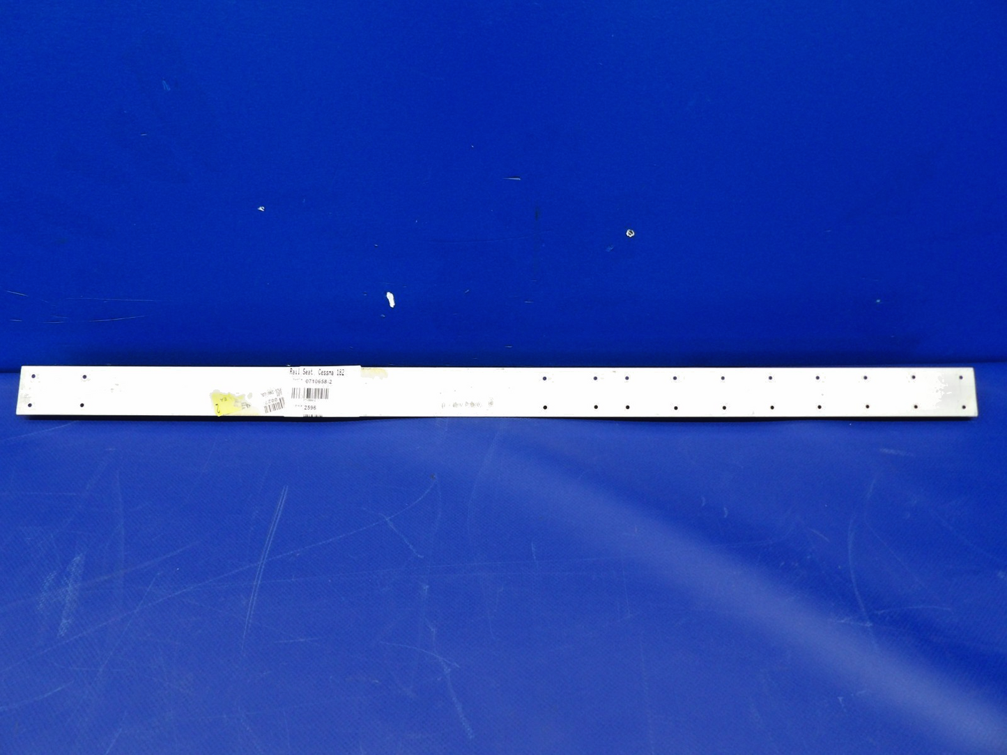 182 Cessna Seat Rail P/N 0710658-2 NOS (0326-1268)8