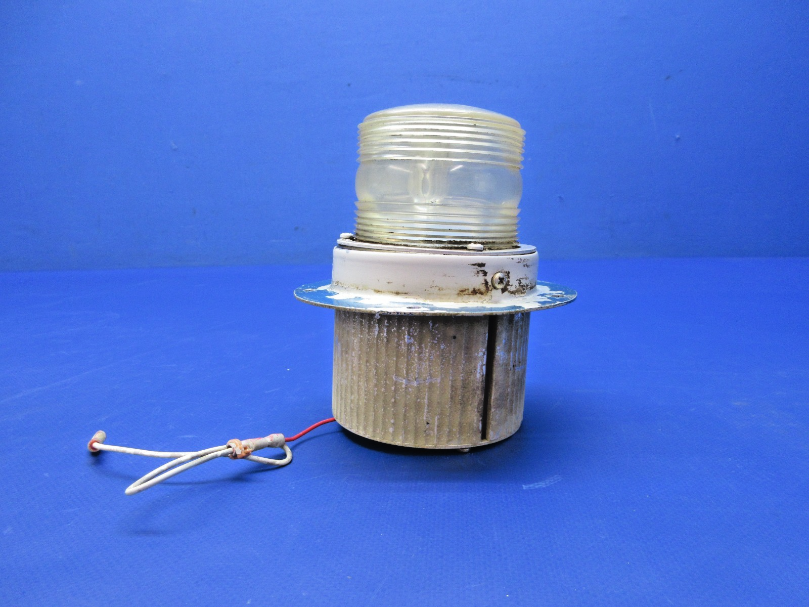 Hoskins Beacon Light 11-28V P/N 700801 TESTED (0426-819)4