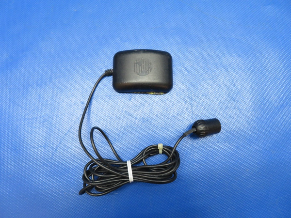 Garmin GPSmap 396, GXM30 Antennas, Brackets, Cords & Manuals LOT (0524-1706)