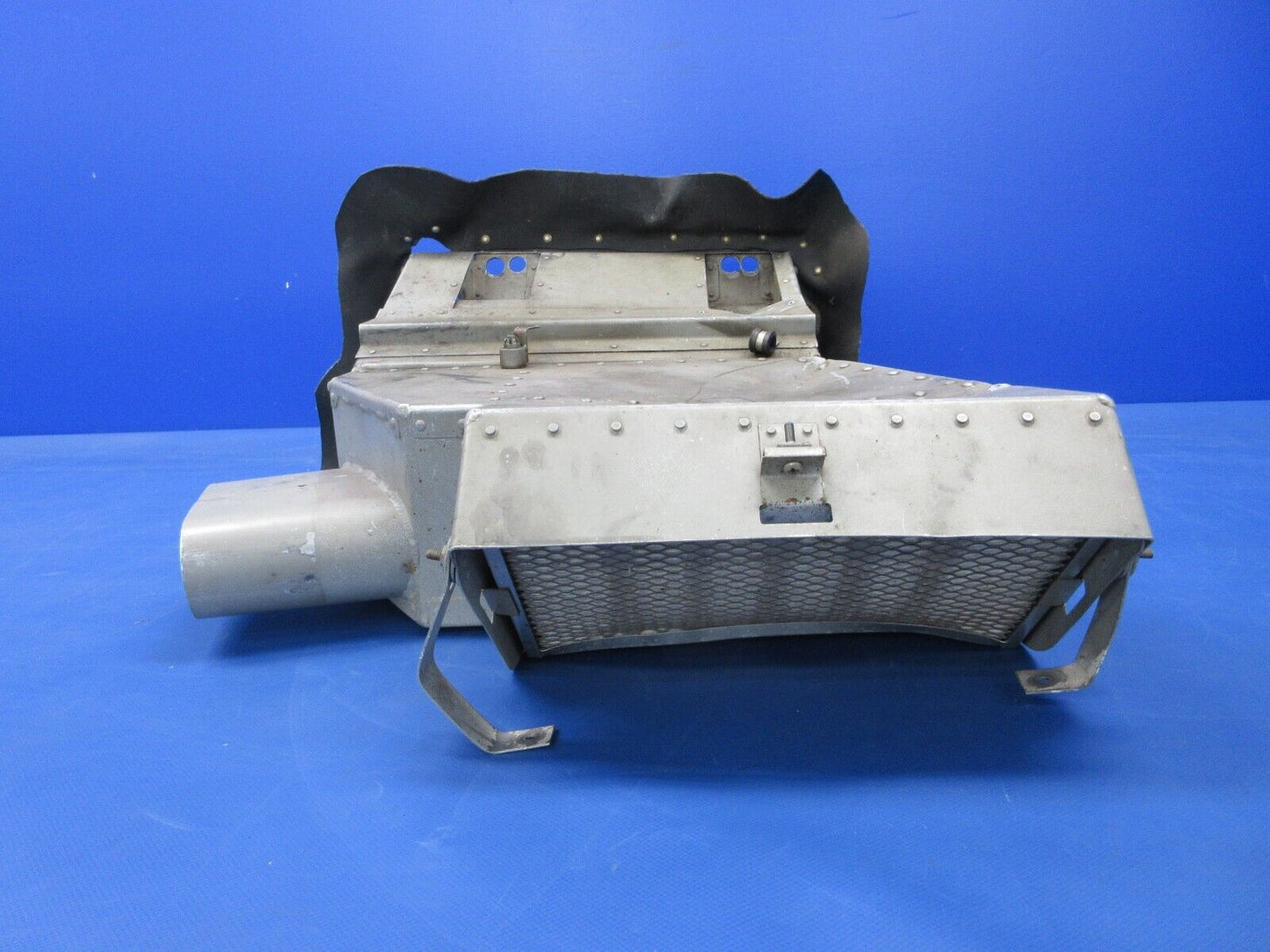 Piper PA-32RT-300T Nose Gear Induction Air Box Assy P/N 98634-03 (0924-2105)