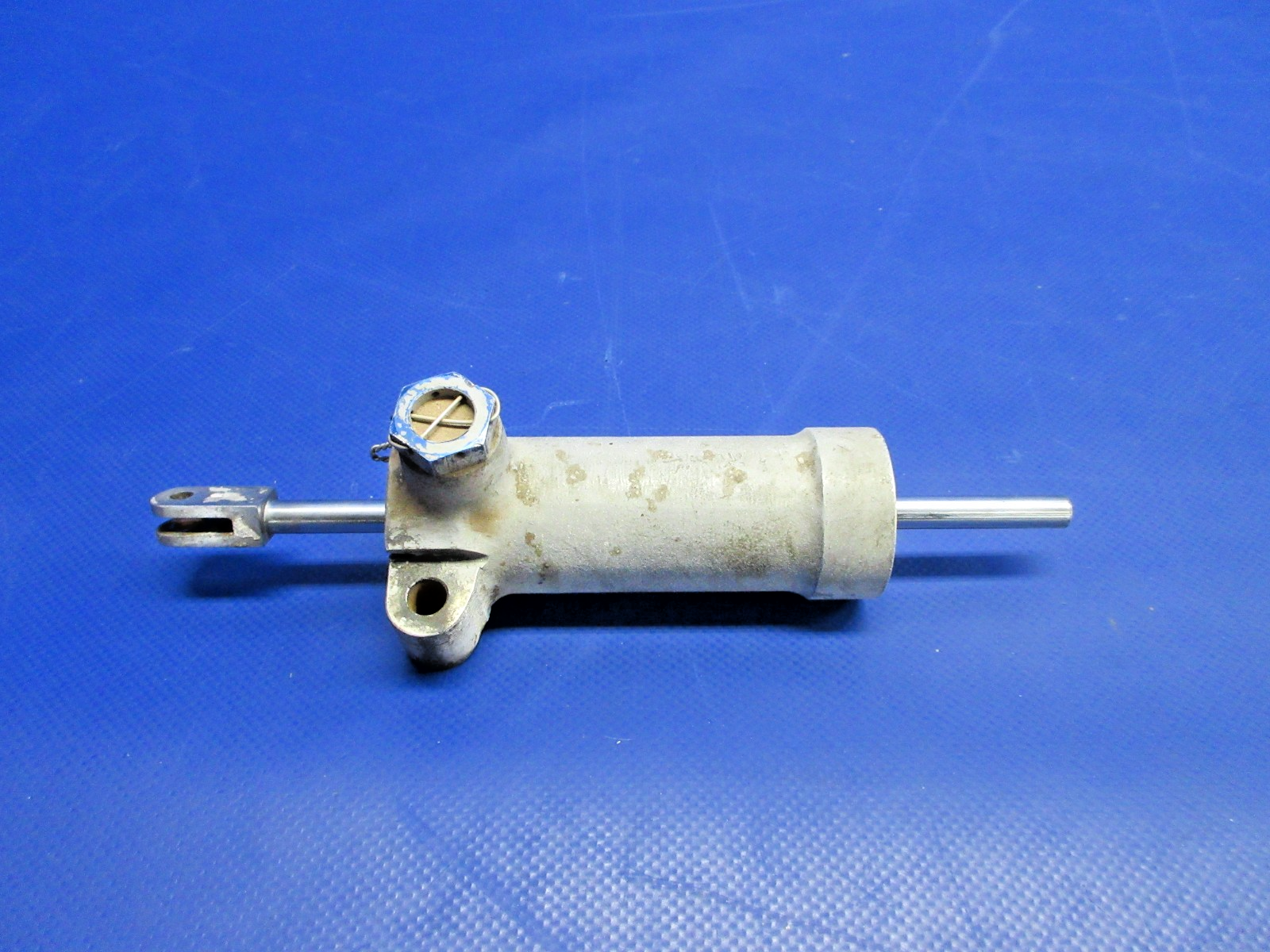 Cessna 421 Shimmy Dampener P/N 0842400-20 (0726-736)2