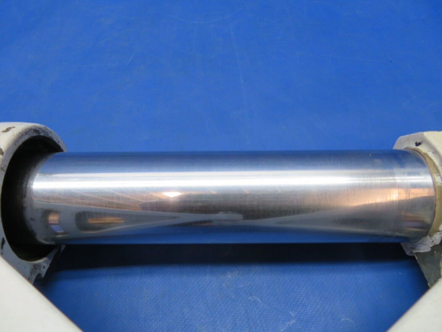 Piper Aerostar 602P LH Main Gear Assy P/N 400053-509 (0123-943)