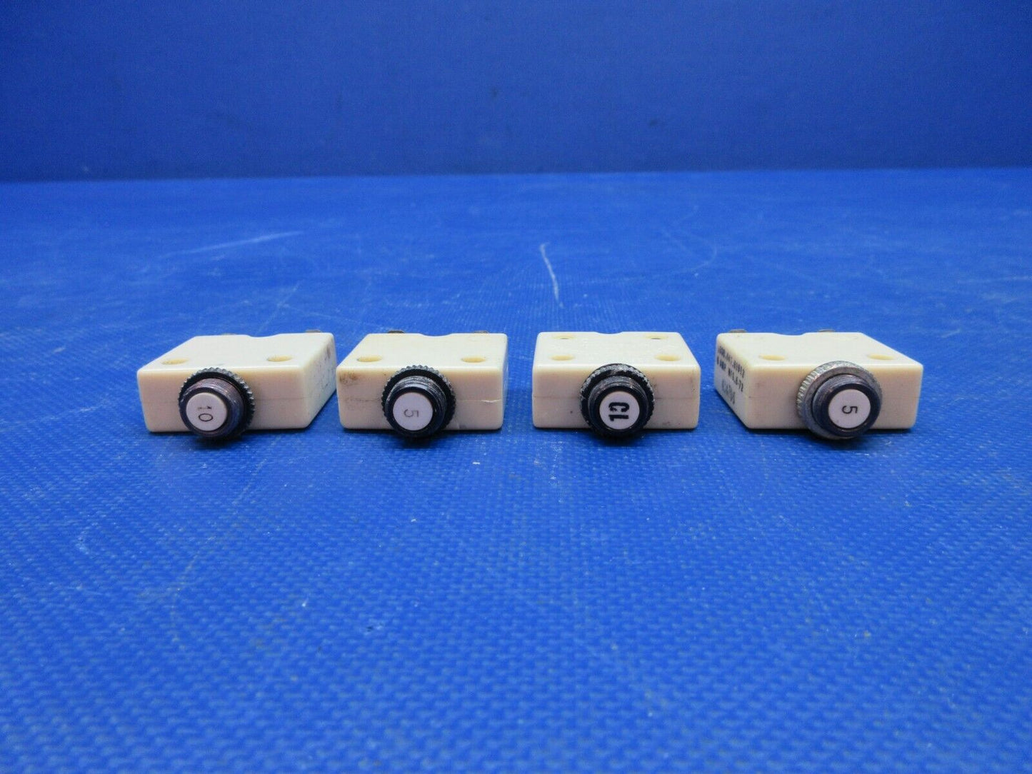 Cessna Wood Electric Circuit Breakers P/N 1600-041-01008 LOT OF 18 (0924-1367)