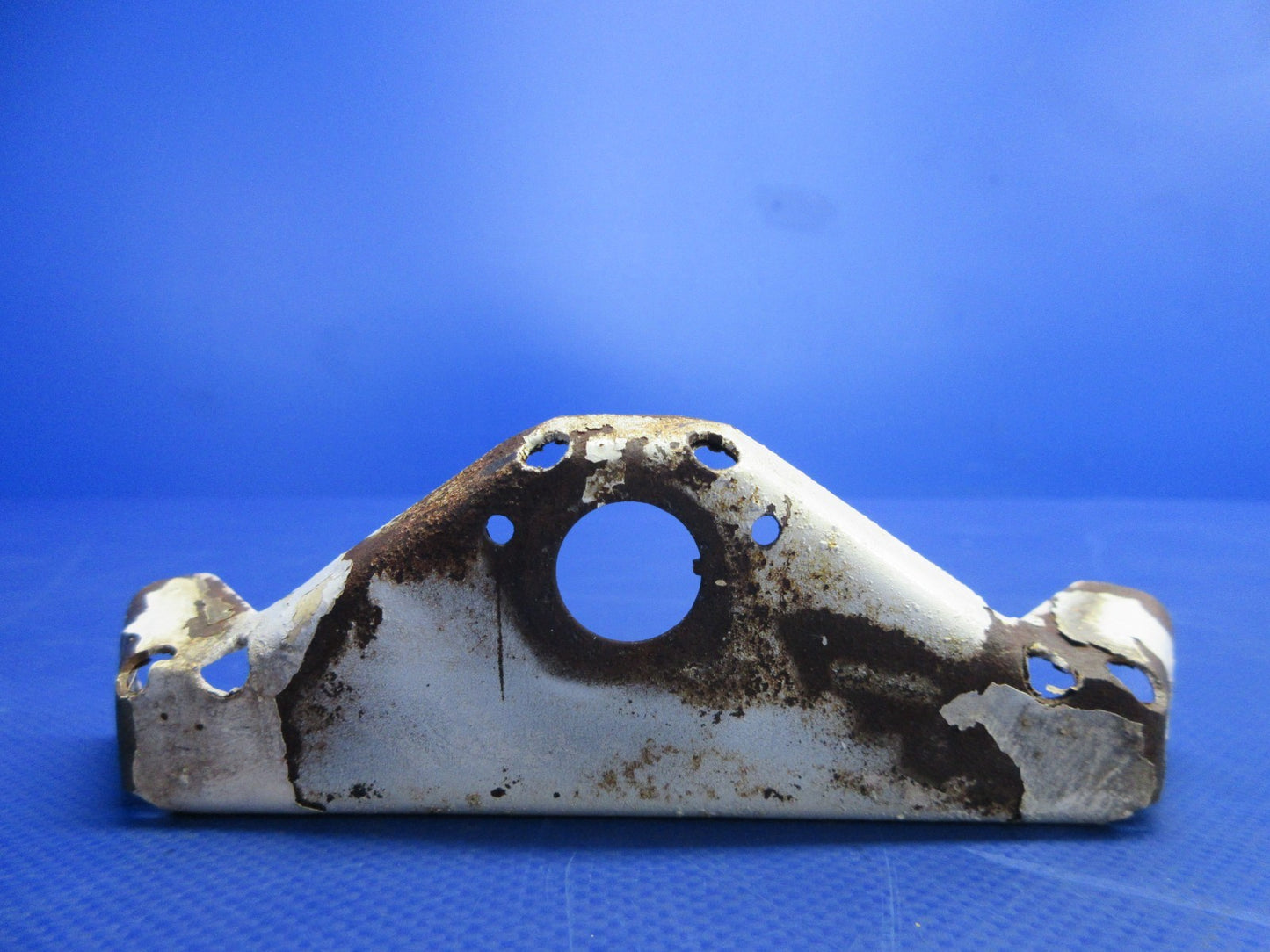 Piper PA-31T1 Cheyenne LH Main Gear Downlock Switch Bracket 41985-00 (0626-804)4