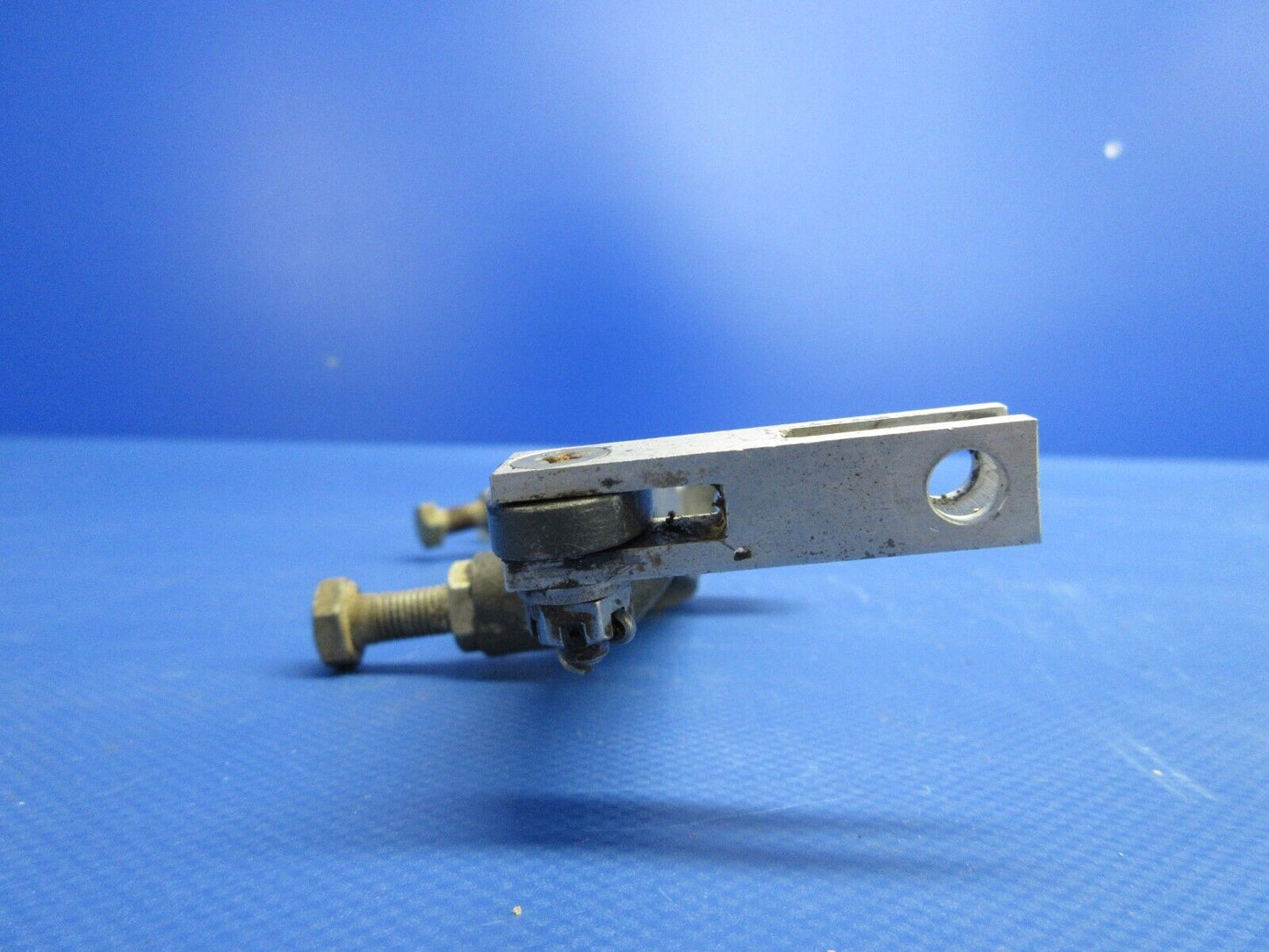 Beech 95 / D95A Travel Air Aileron Bellcrank LH P/N 35-521158-2 (0524-1089)