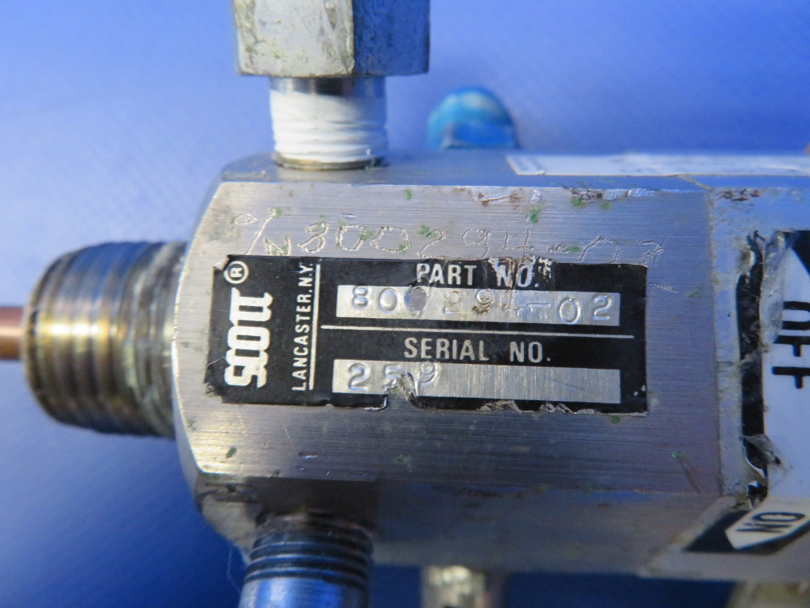 Cessna 421 Scott Oxygen Tank Regulator P/N 800294-02 (0726-455)5