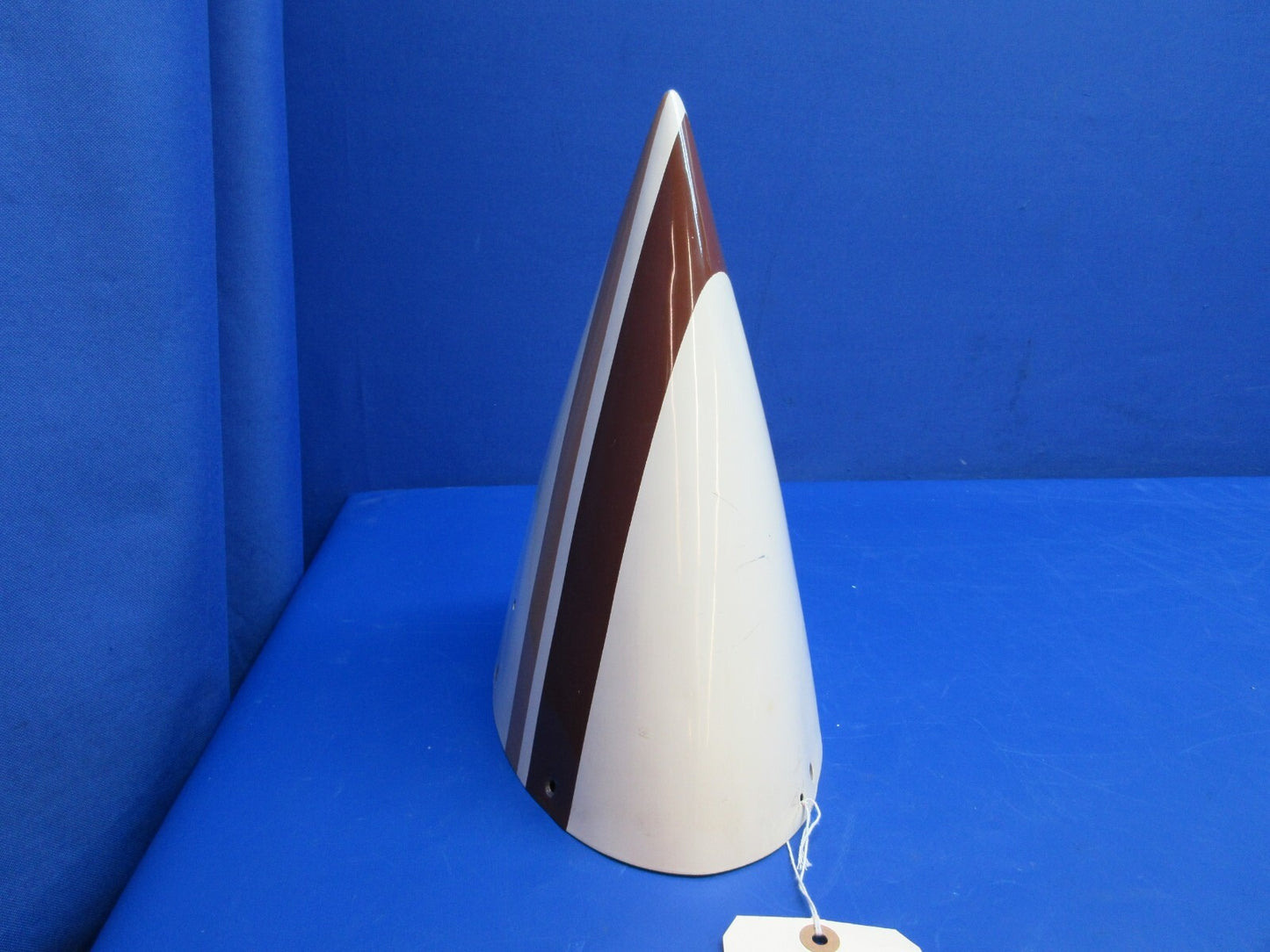 Cessna 310 LH Nose Cap Assy P/N 0823411-215 (1023-796)4