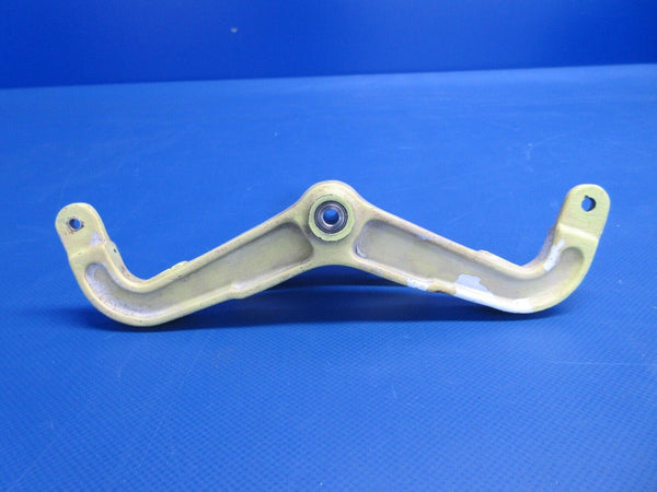 Beech C24R Sierra Aileron Control Arm P/N 169-524020-1 (0524-1854)