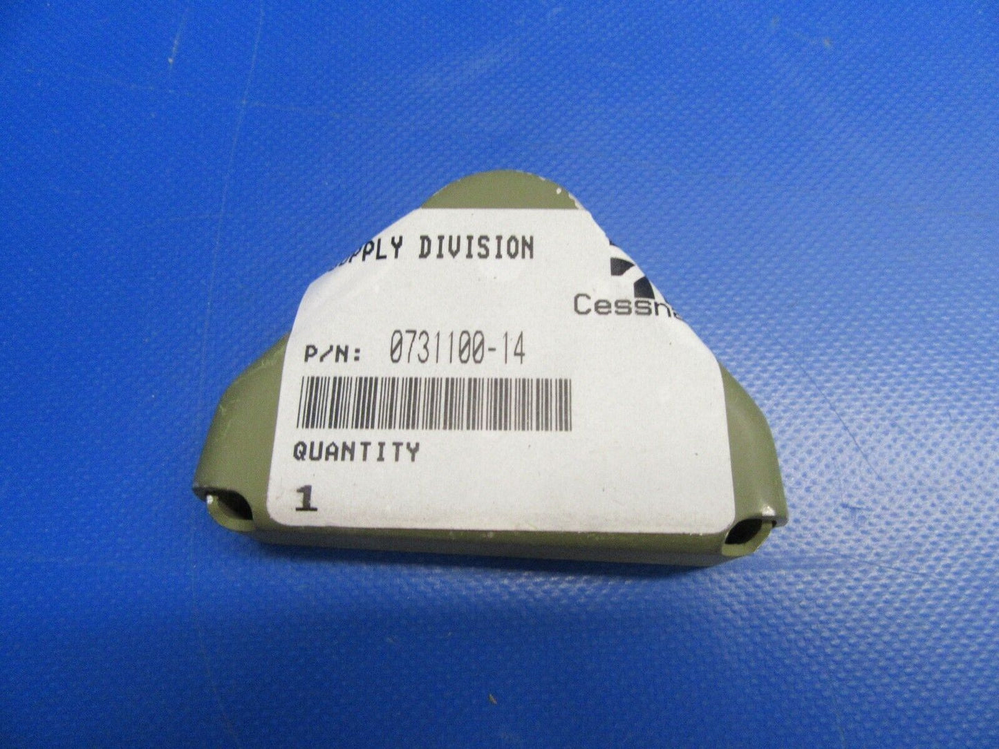 Cessna 180 /182 /185 Bracket Hinge Upper Fin Rear Spar 0731100-14 NOS (0219-403)