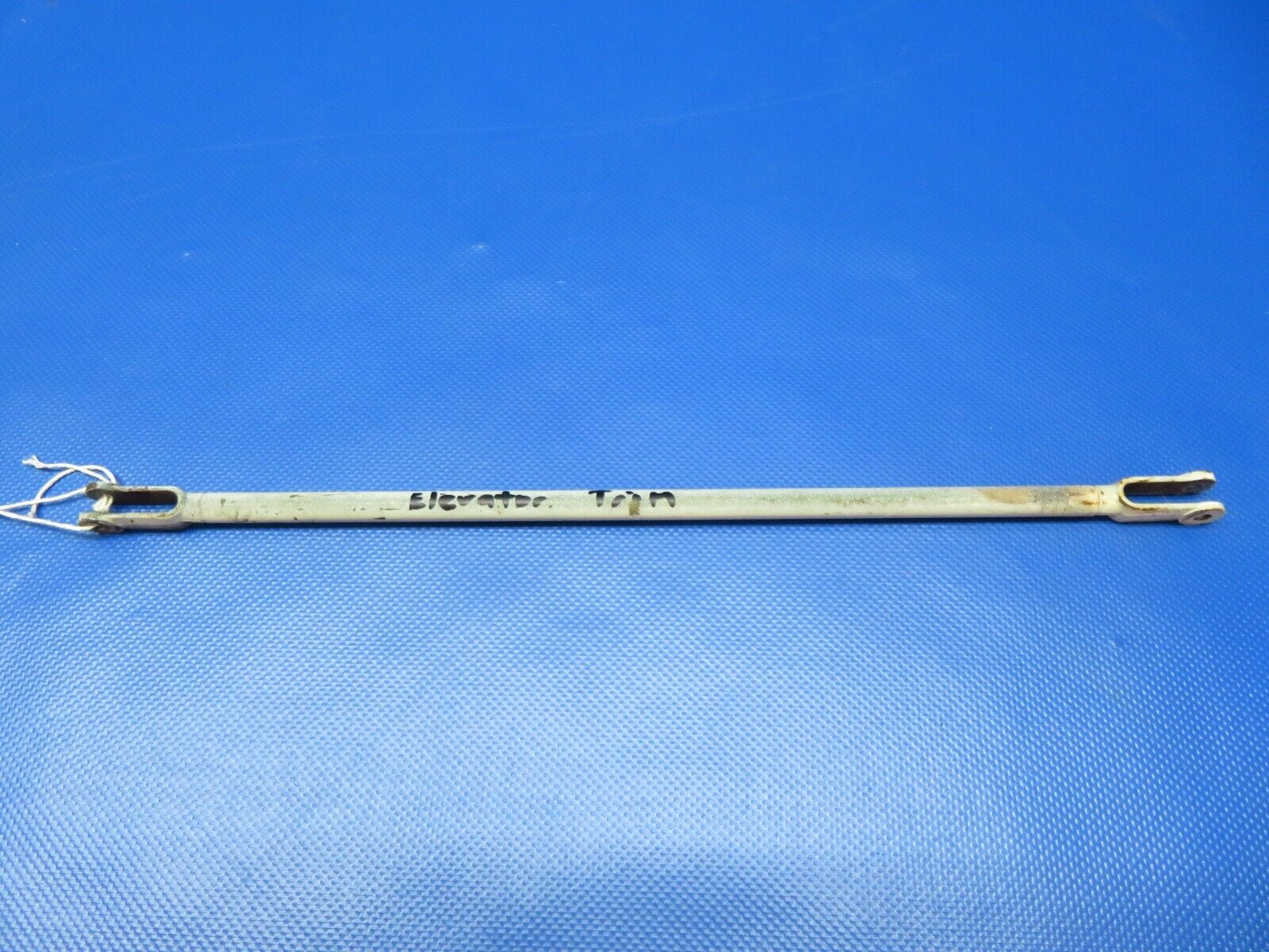 Early Cessna 310 / 310B Elevator Tim Tab Push - Pull Rod PN 0832141-5 (1223-215)