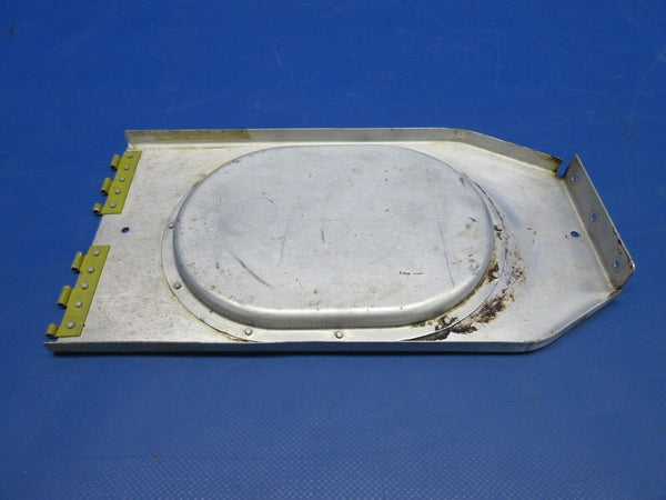 Beech 95 / D95A Travel Air Lower Liner Access Door RH 95-110014-654 (0524-1134)