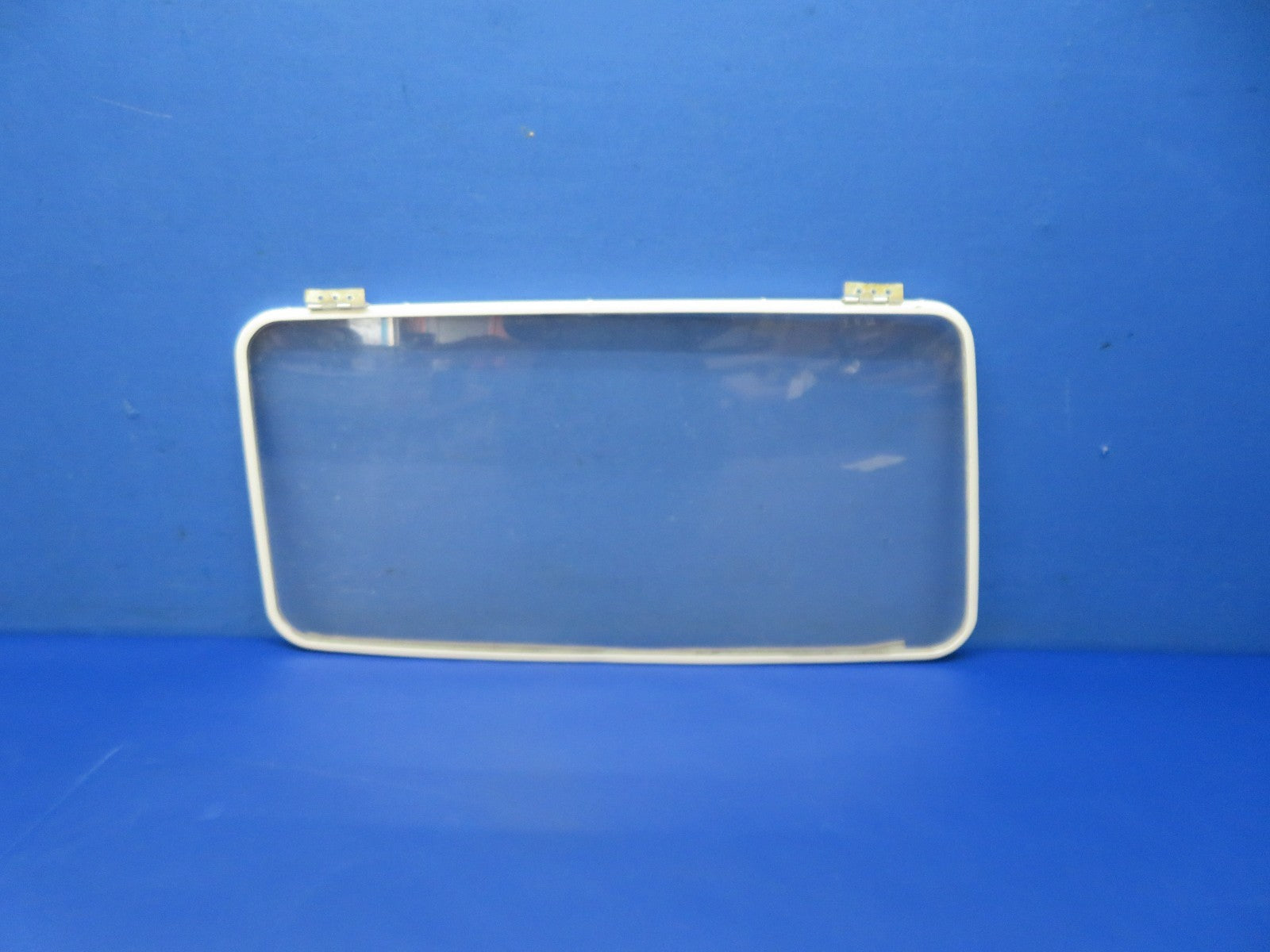 Cessna 140 RH Door Window P/N 0411181-1 (0326-114)0
