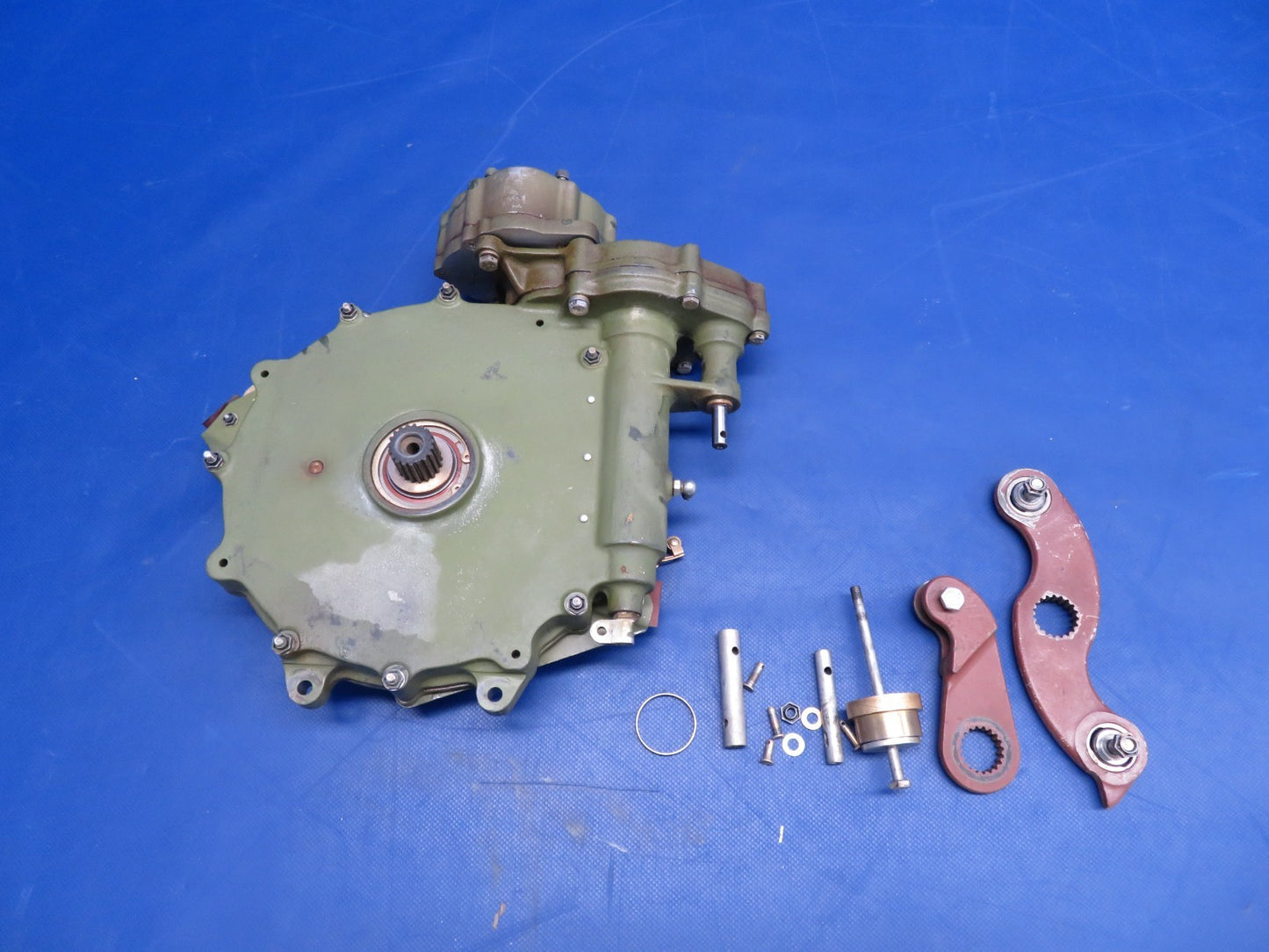 Cessna 421 Landing Gear Retraction Gear Box Actuator P/N 0894000-10 (0726-463)0