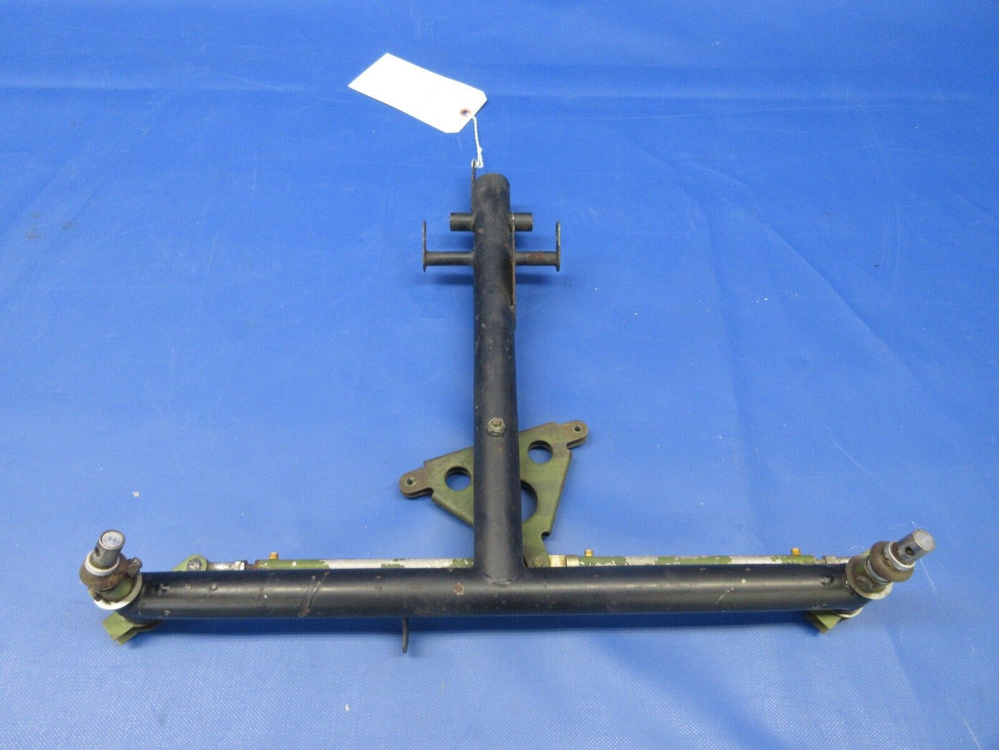 Grumman Yankee AA-1B Control Column Dual Controls P/N 602104-502 (0524-1016)