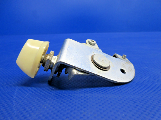 Cessna 310 / 310I Cabin Air Control P/N 0813501-18 (0326-830)0