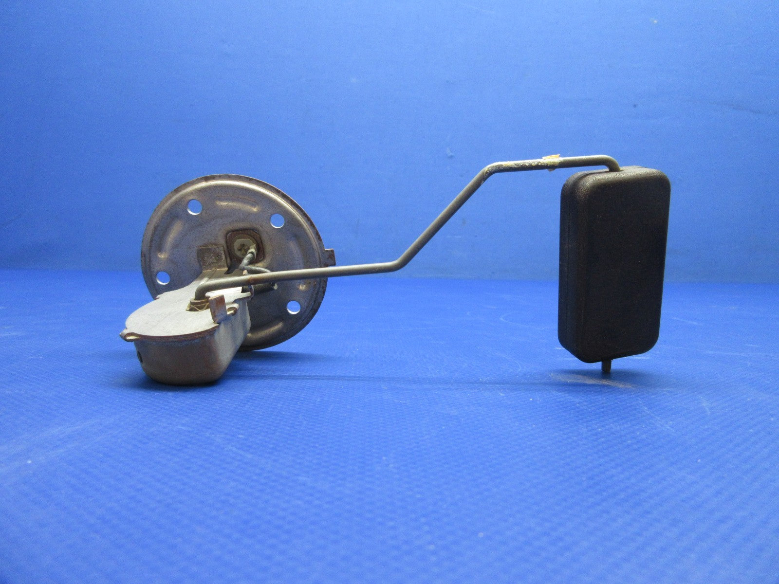 Beech Auxiliary Fuel Level Transmitter OTBD LH P/N 95-380013-1 TESTED (1225-790)5