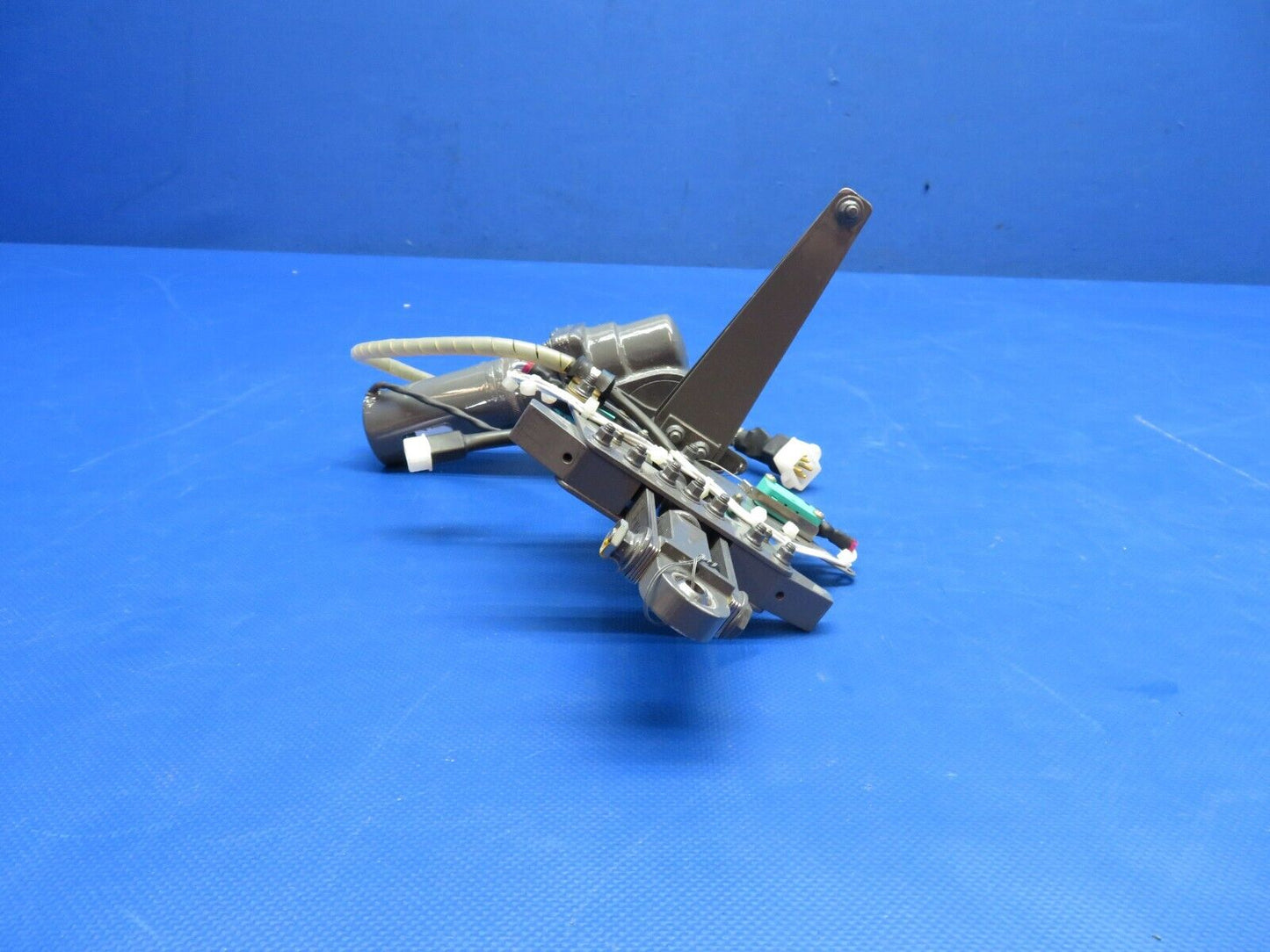 Robinson Clutch Belt Tension Actuator w/ Motor 12v P/N C05-1 NOS (0824-1744)