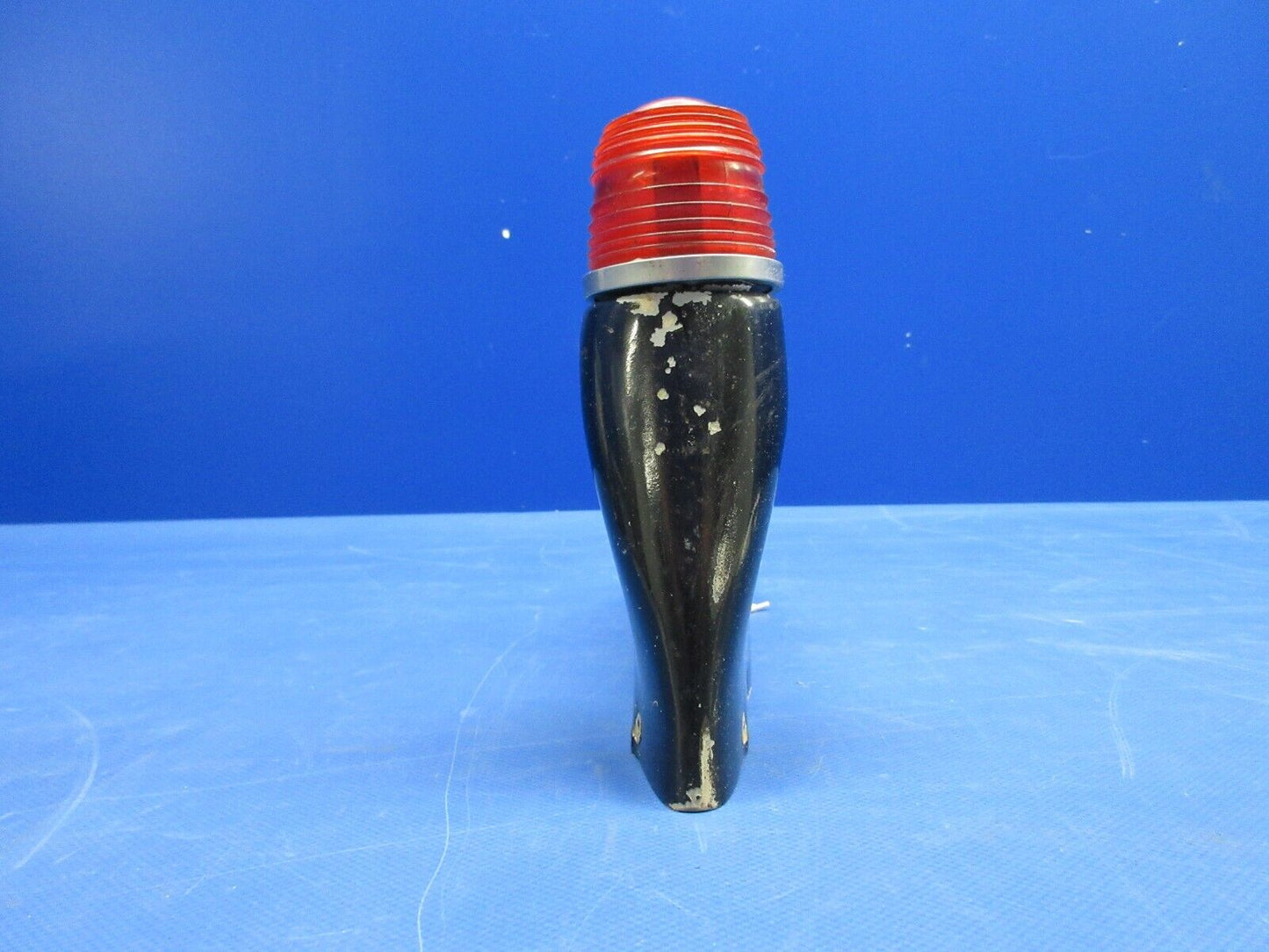 Cessna 180 Rudder Fin Tip & Flashing Beacon 24V P/N C621001-0102 (0624-737)