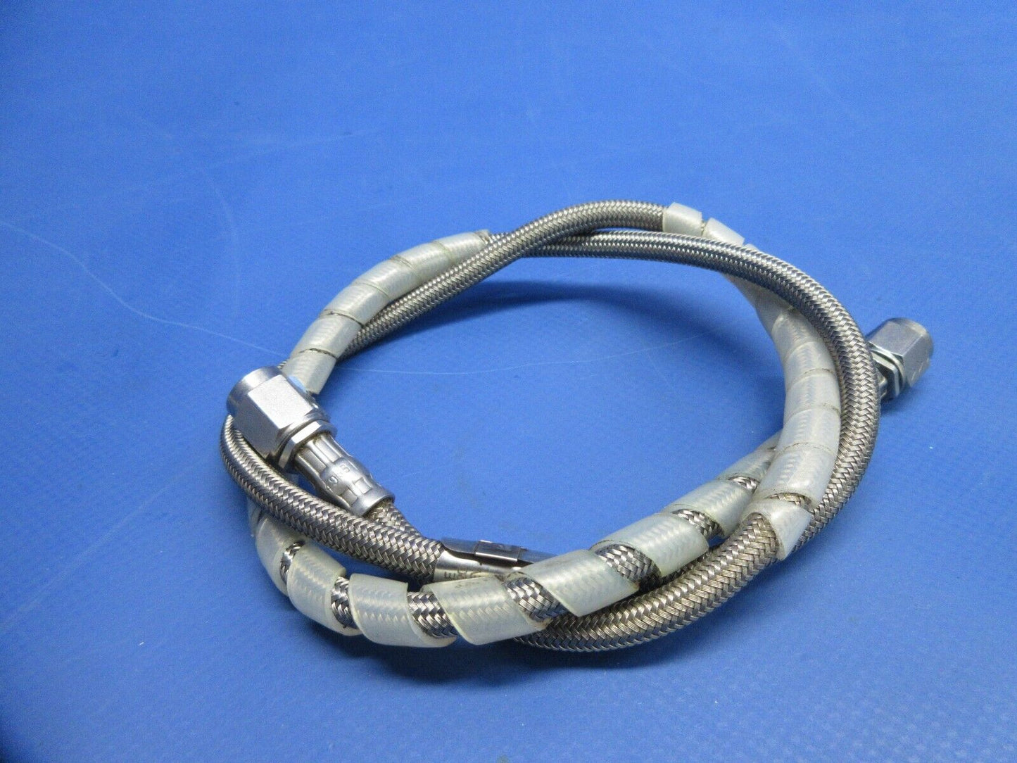 Robinson R44 II Helicopter Aeroquip Main Tank Sump Drain Hose D205-30 (0724-895)