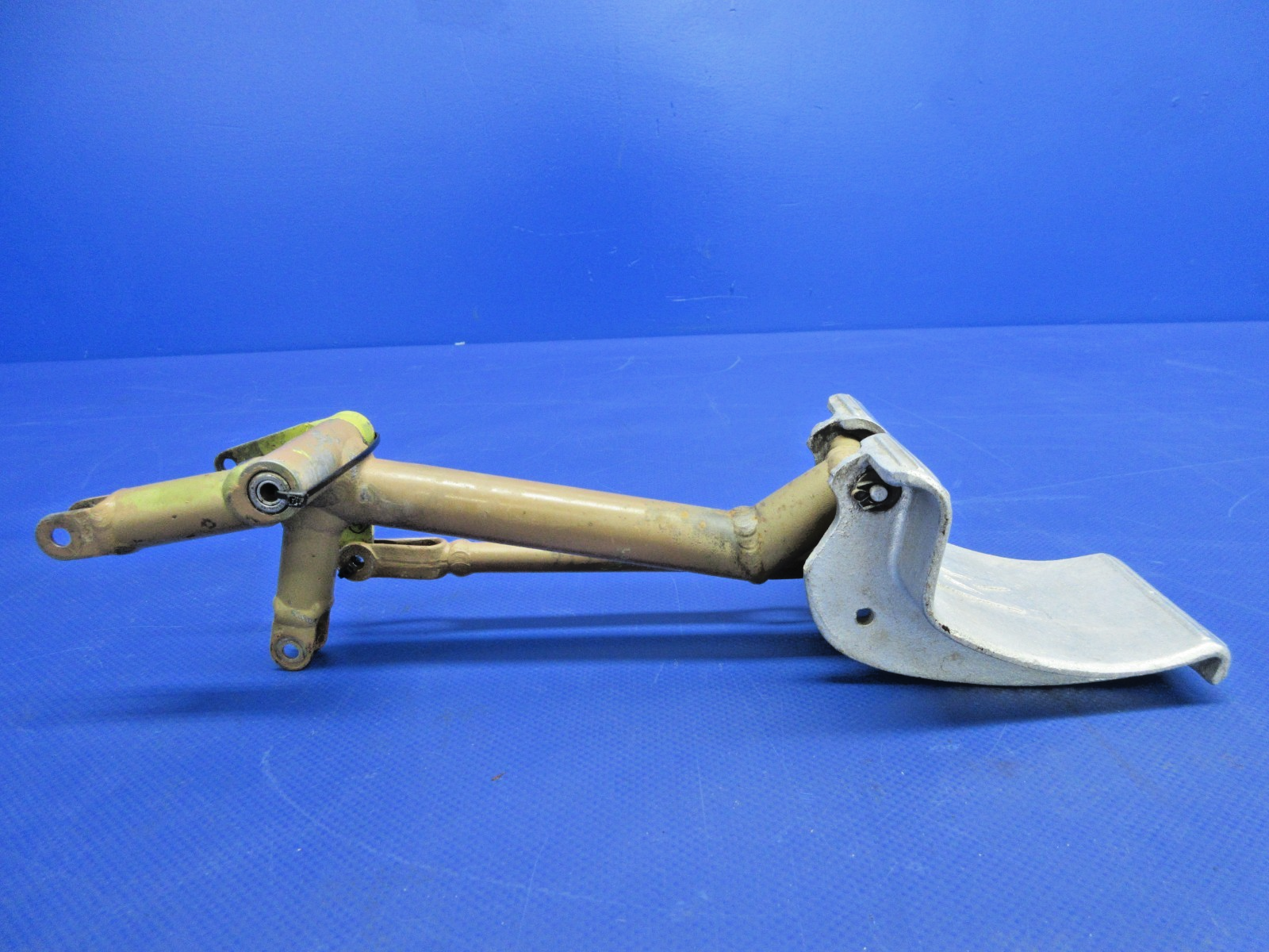 Mooney M20 / M20C Pilot LH Rudder & Brake Pedal P/N 7330-1  (0426-789)6