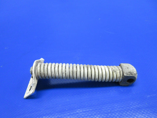 Beech 76 Duchess Main Gear Drag Brace Guide & Spring P/N 105-820028-1 (0526-875)0