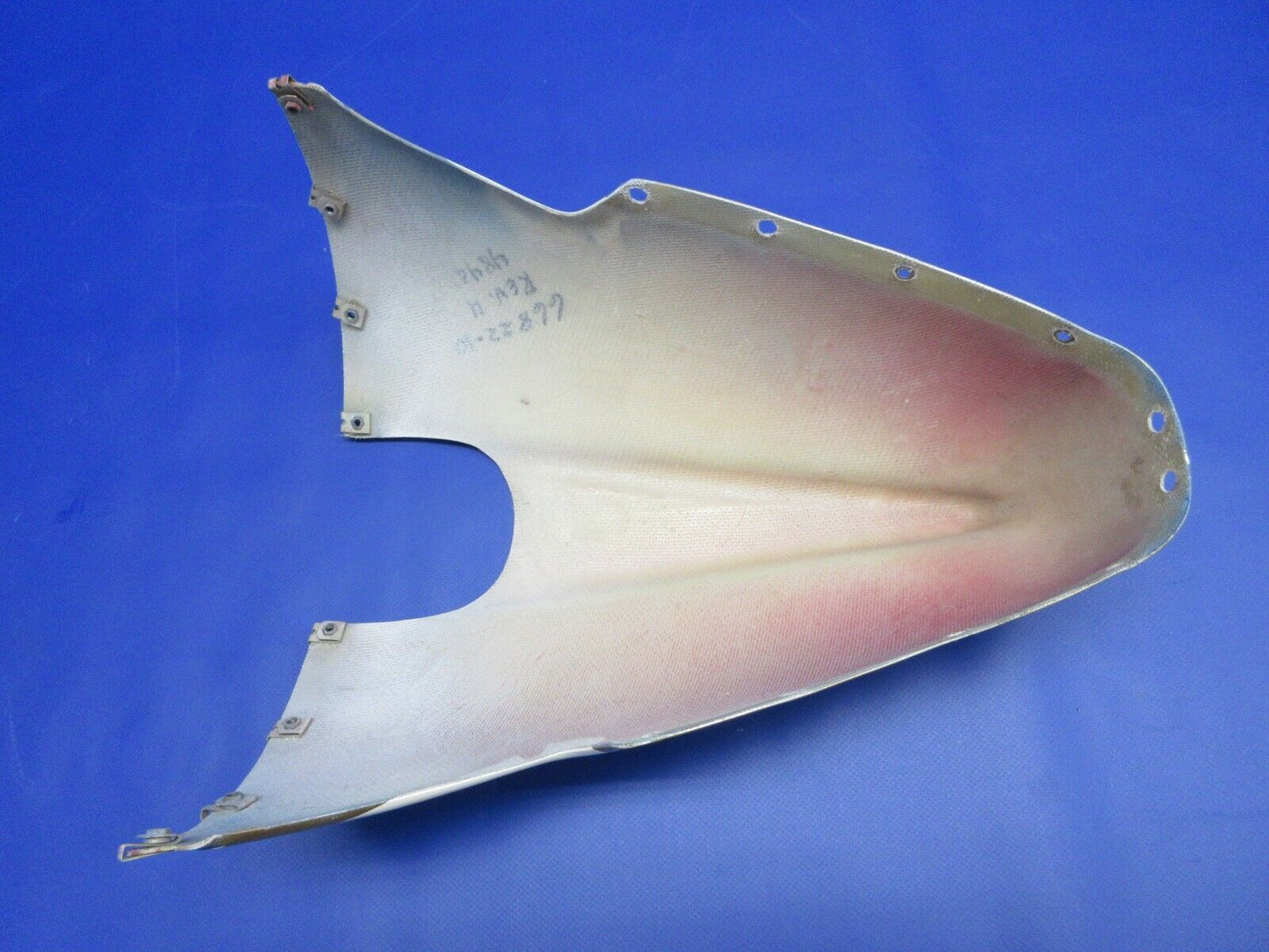 1996 Piper PA-28-181 Archer III Tail Fairing LWR & Upper P/N 66822-9 (1224-2026)
