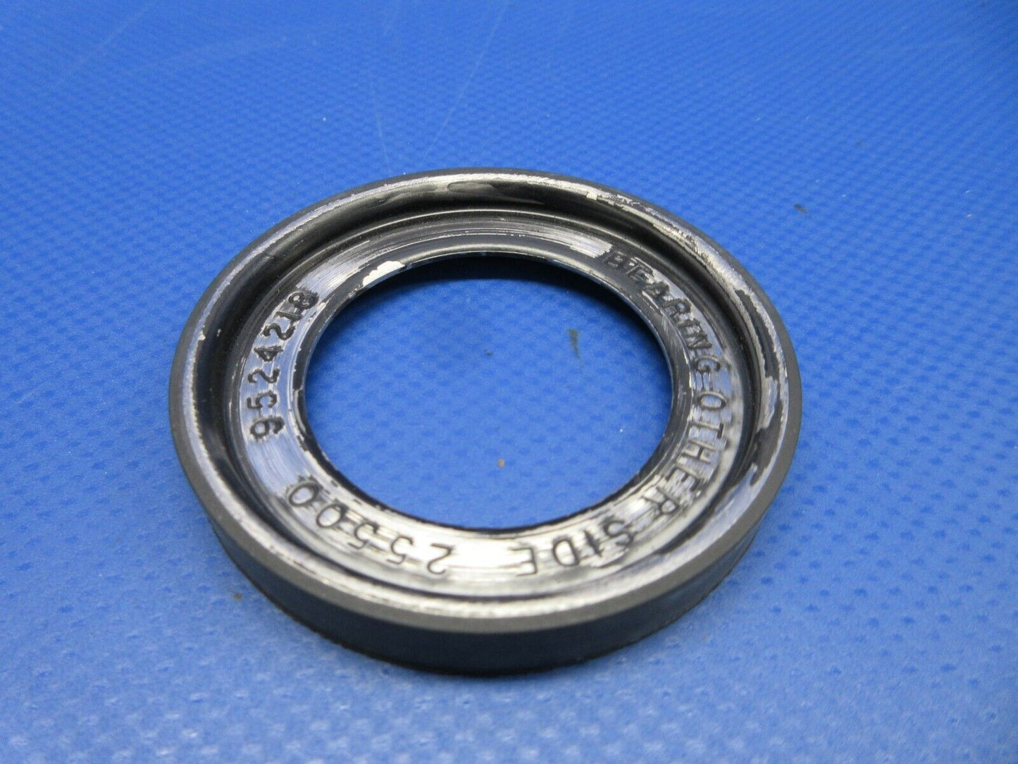 Beech King Air 100 Meggitt Wheel Bearing Seal P/N 9524218 NOS (0324-745)