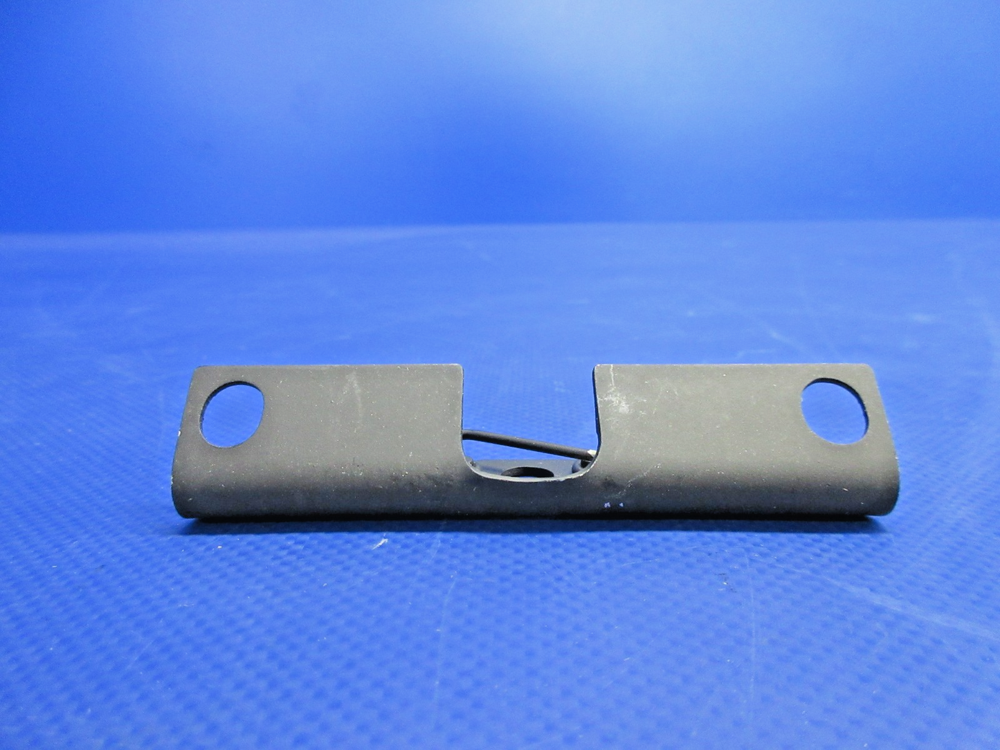 Cessna 310 Oil Cooler Baffle Support P/N 0850035-1 NOS LOT OF 2 (0826-722)4