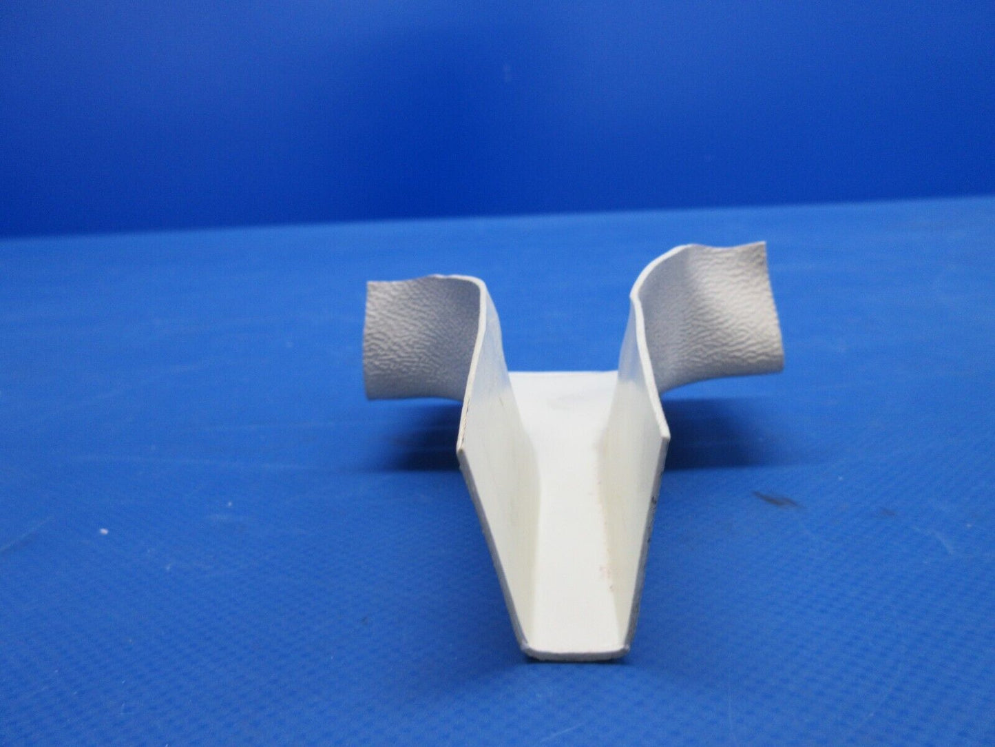 Piper PA-28-181 Archer Windshield Trim Strip & Collar P/N 63070-11 (0624-954)