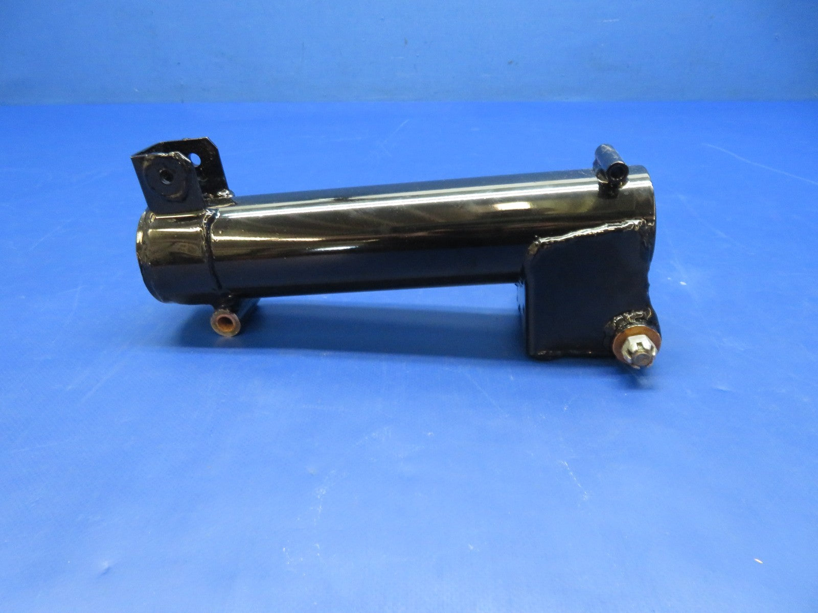 Bellanca 17-30 Viking Upper Main Gear Leg Right Hand P/N 19446-10 (0922-368)2