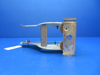 Cessna 210/T210 Pedestal Assy P/N 21130451, 21130451-2 (0324-219)