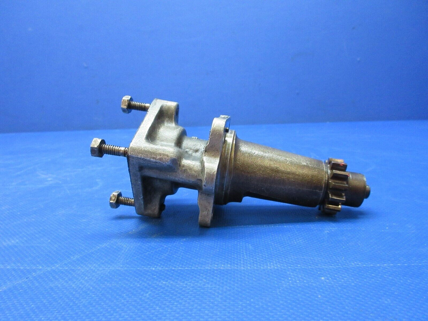 Lycoming IO-540 Hydraulic Pump Adapter w/ Gear P/N 71675 (0924-1219)