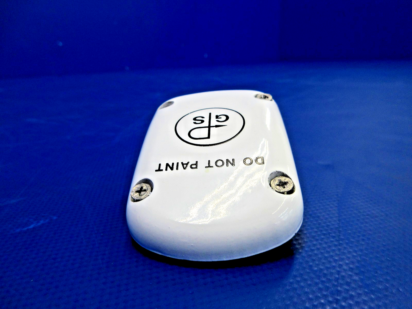 Piper PA-23-250 Aztec Aero Antenna GPS Antenna P/N AT575-9 (0726-759)9
