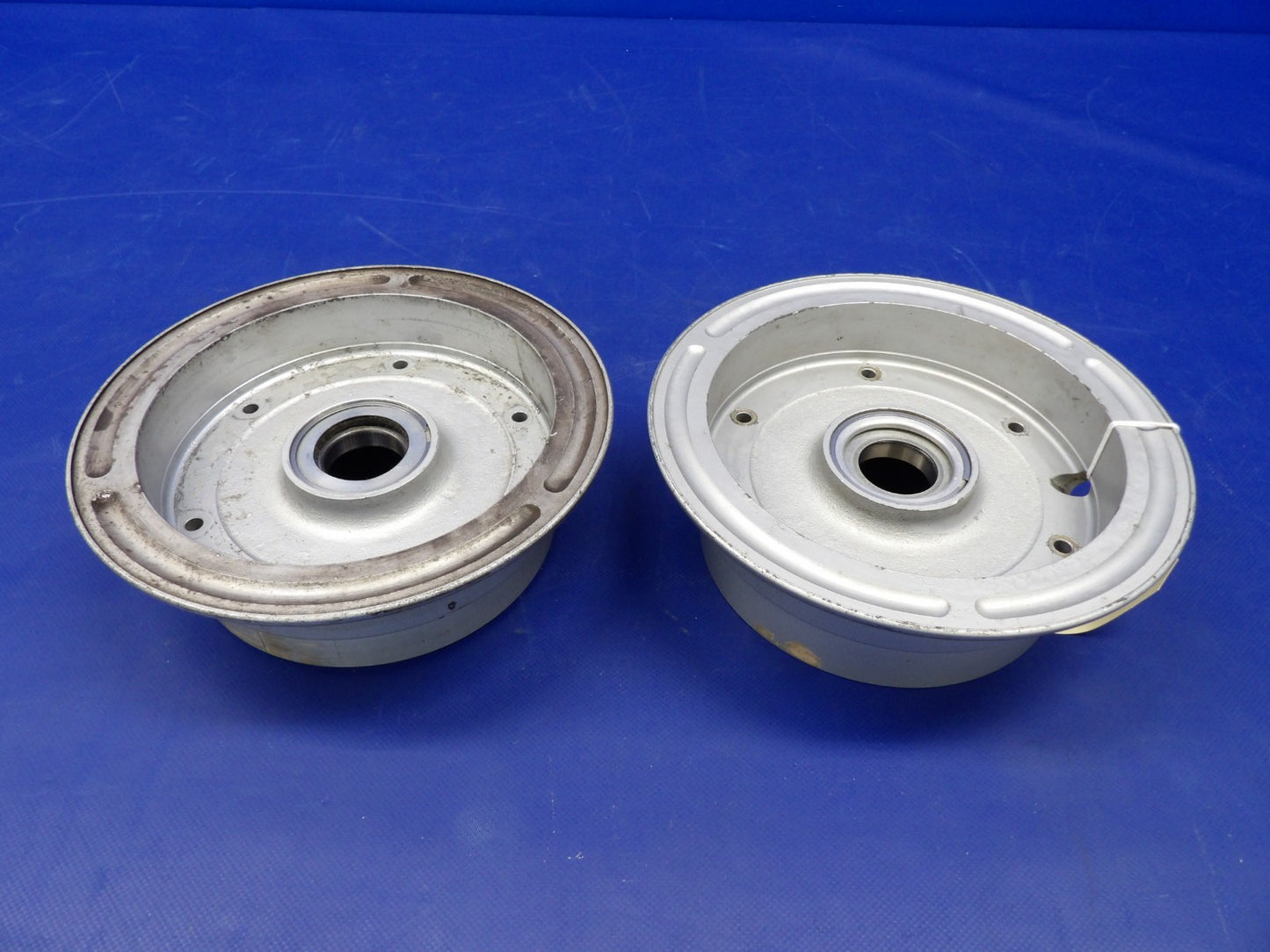 Beech F35 Bonanza Cleveland 40-98 7.00-8 Main Wheel P/N 161-02300 (0726-2094)5