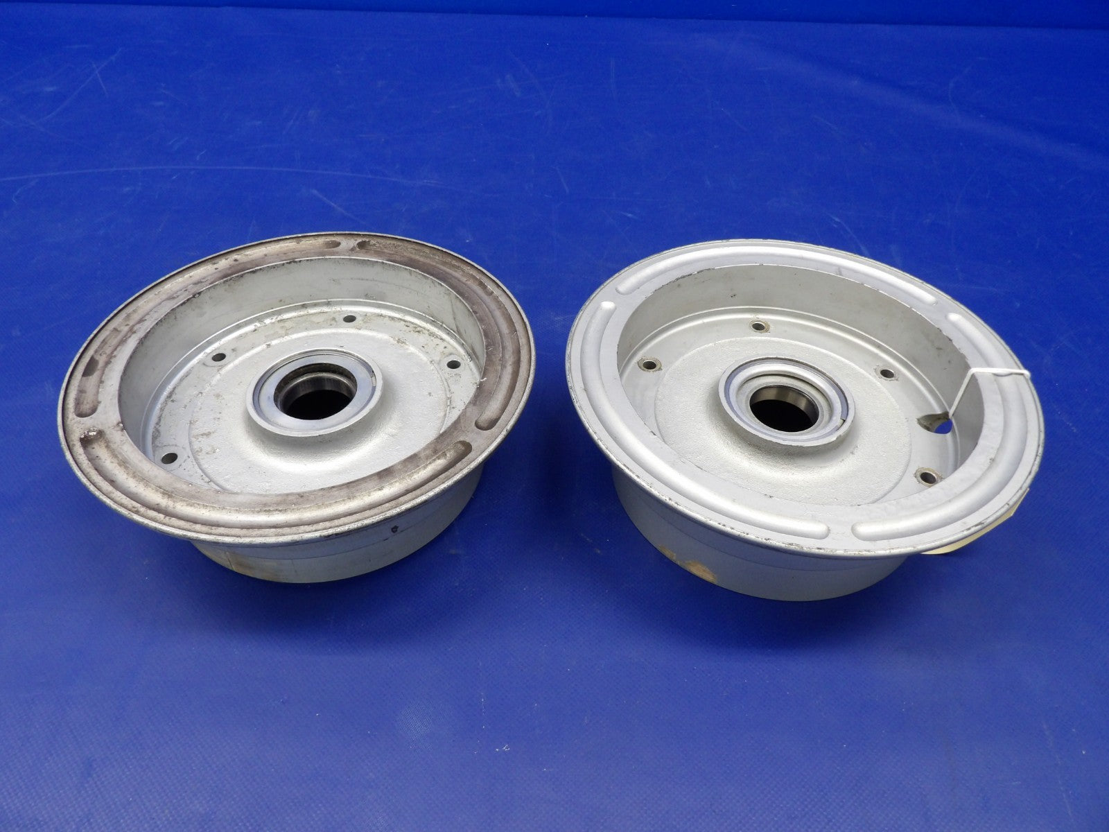 Beech F35 Bonanza Cleveland 40-98 7.00-8 Main Wheel P/N 161-02300 (0726-2094)5