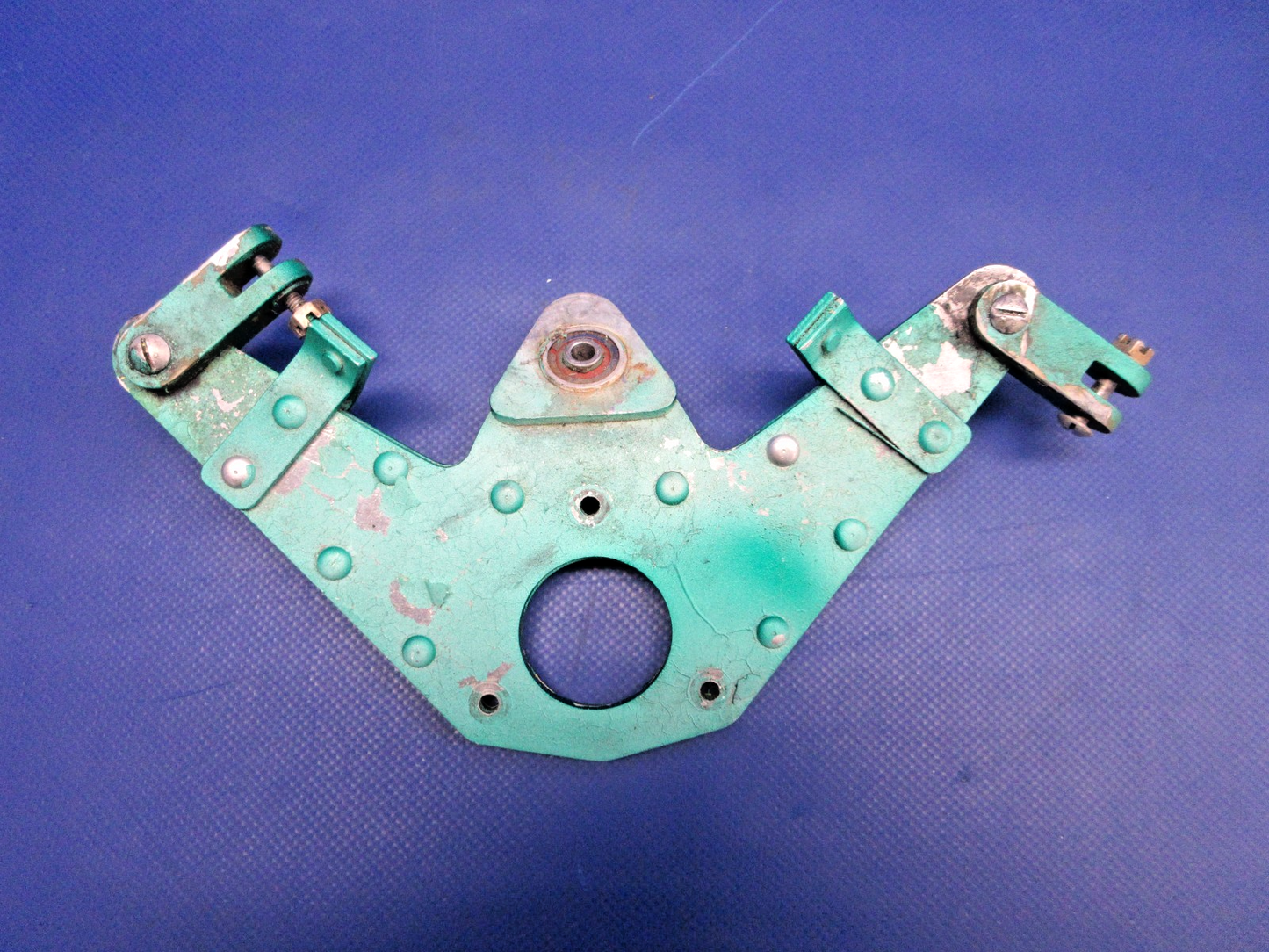 Cessna 310 / 310I Rudder Bellcrank P/N 0831325-1 (0326-889)9