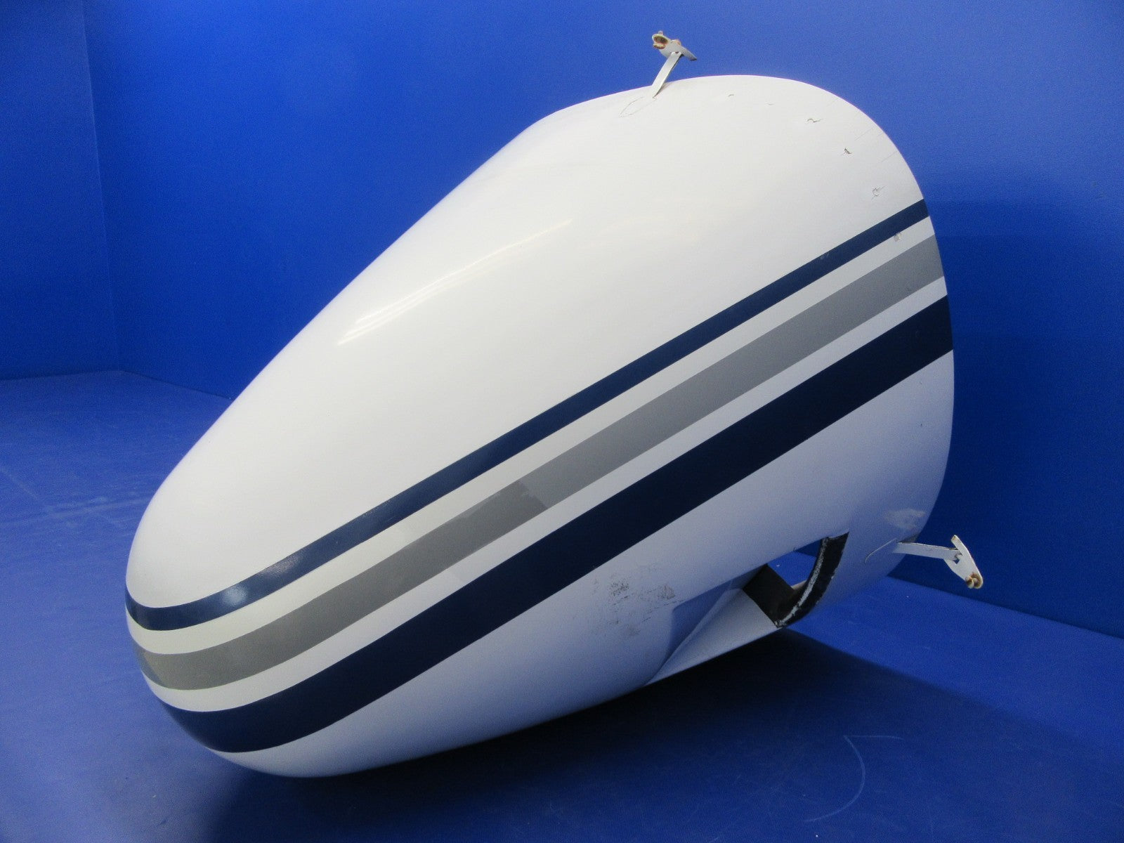 Beech 95-B55 Baron Nose Cone / Radome P/N 96-410010-7 (0326-43)2