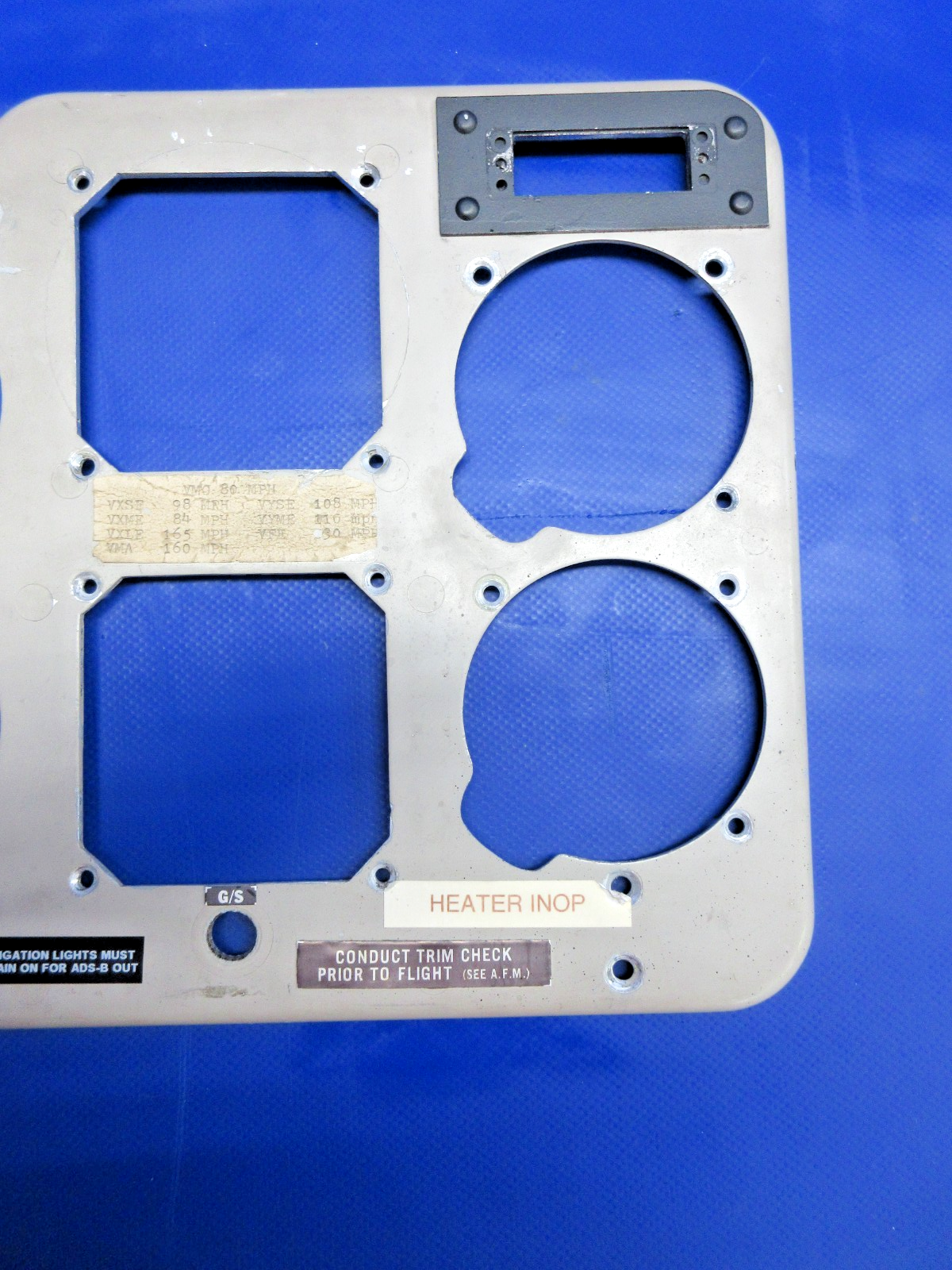 Beech D95A Travel Air RH Floating Instrument Panel P/N 96-324032-3 (0326-725)8