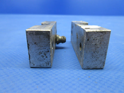 Piper PA-23-250 Nose Wheel Steering Tube Bearing Block Assy 18399-300 (0624-824)7
