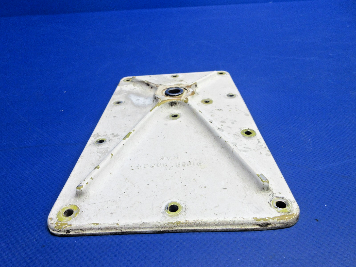 Piper PA-31T1 Nose Gear Drag Link Attachment Bracket LH P/N 40325-00 (0626-801)6