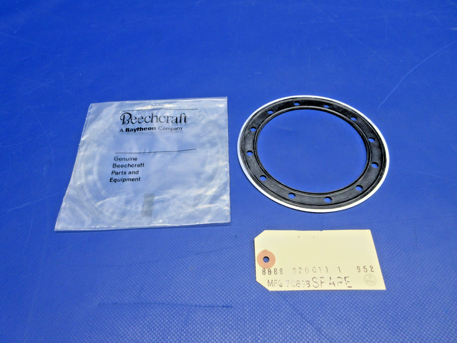 Beech Beech Jet Fuel Filler Cap Flange Seal P/N 8888-920011-1 NOS (0326-931)5