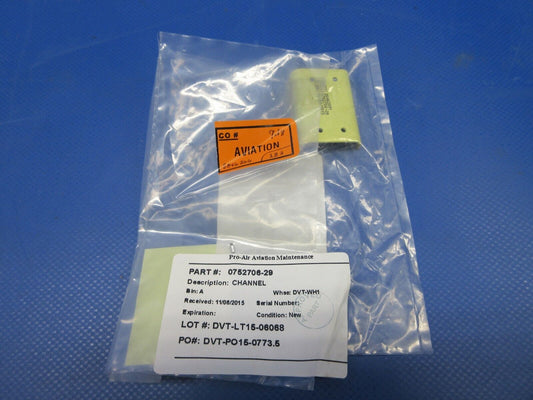 Cessna LH Bracket Hinge Channel P/N 0752706-29 NOS (0424-1219)