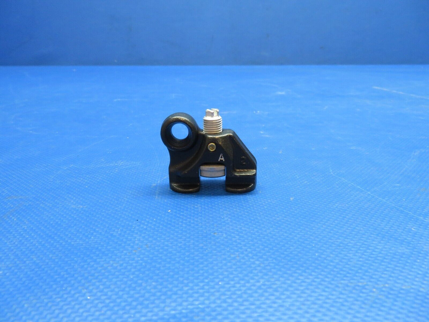 Track Filling Assy P/N 41571074-501 NOS w/ 8130 (0824-1723)