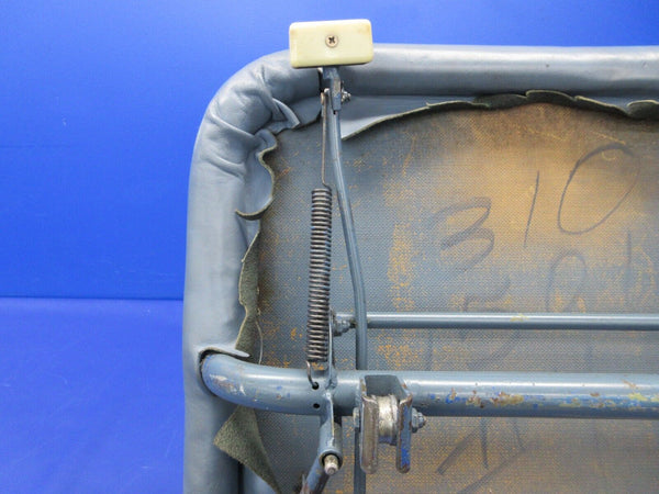 Cessna 310 / 310R RH Center Seat P/N 0812874-15 (1124-1434)