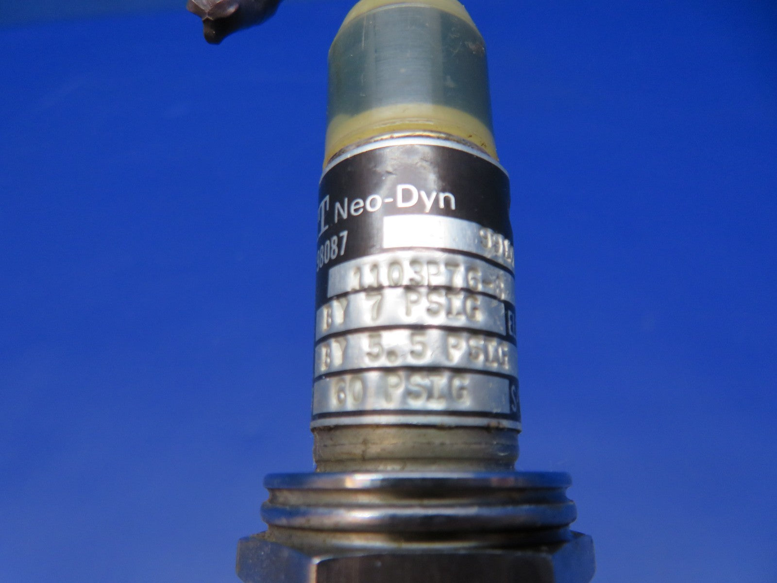 Cessna 421 ITT Neo-Dyn Pressure Switch 28v P/N 9910287-8 CORE (0326-153)3