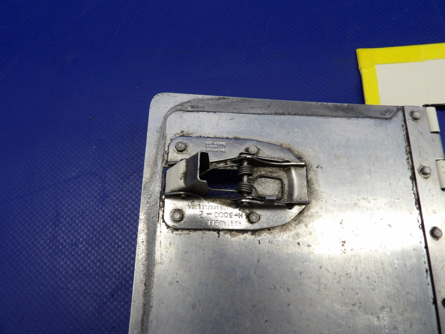 Beech 95 / D95A LH INBD / RH OTBD LWR Cowling Door P/N 95-910011-479 (0326-408)13
